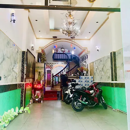 Hotel Khach San Phuc Lam